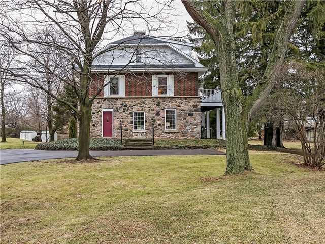 W3692296