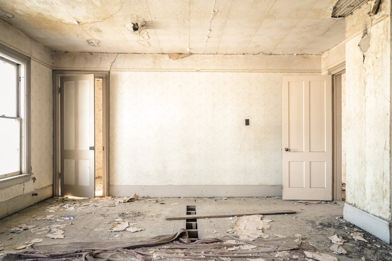 All the Pros and Cons of Buying New vs. Renovating in Kelowna - The Property Source Group