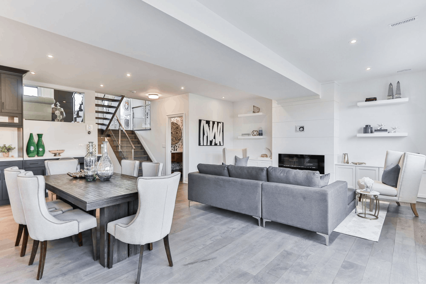 luxury modern minimalist living and dining room